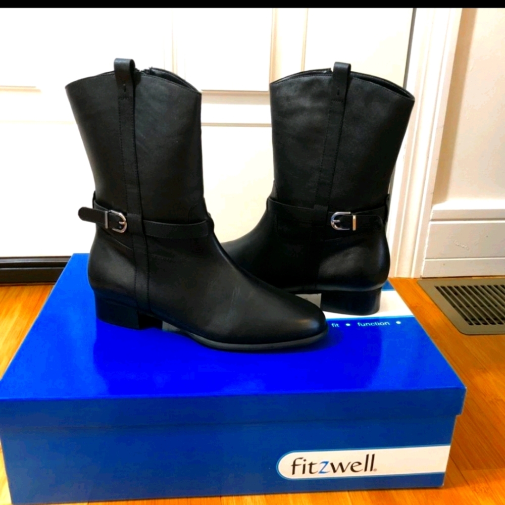 Fitzwell black Marvel softy booties